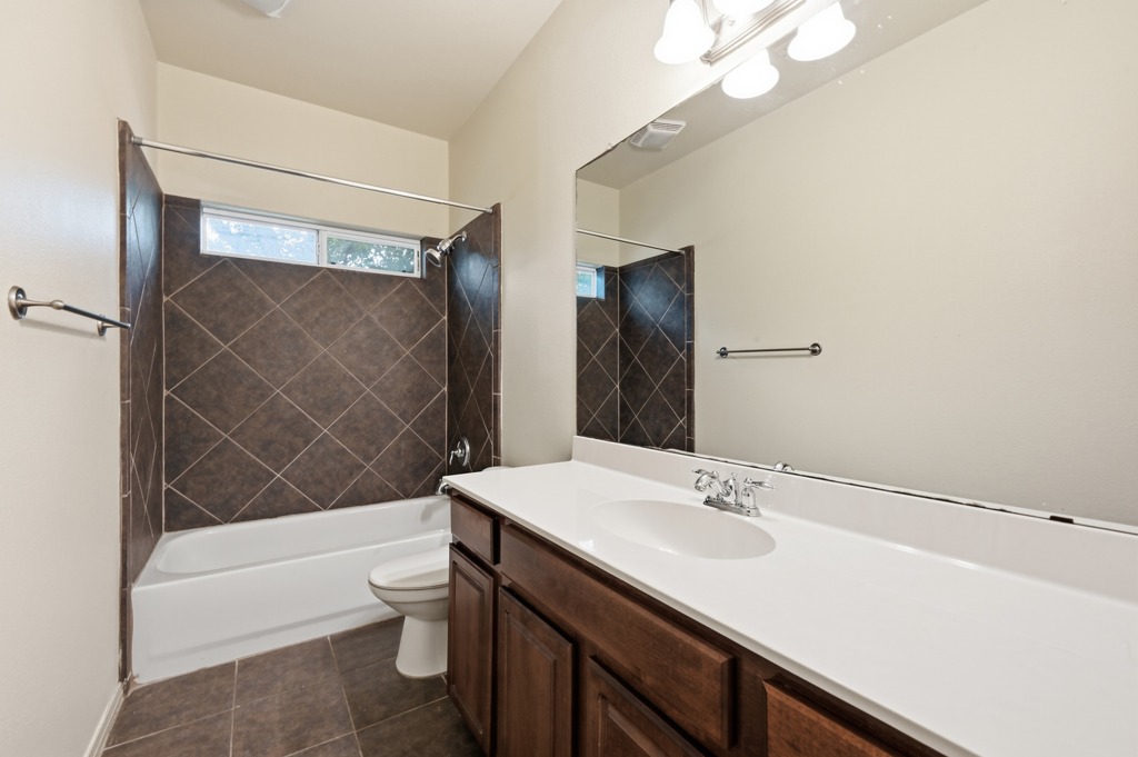 6015 Ponca Street, Unit A Austin, TX 78741 - Photo 20 of 28
