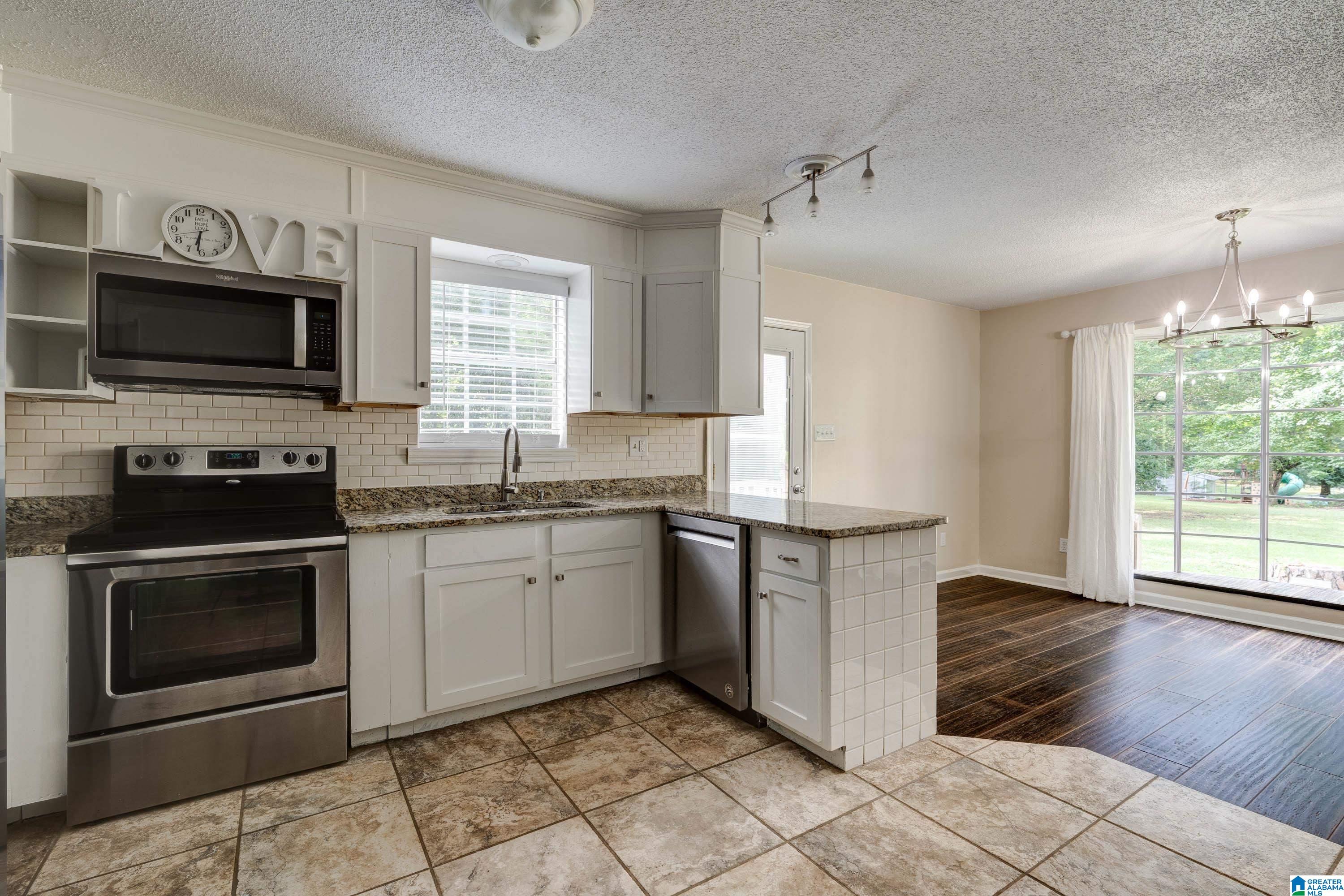 13617 Lisa Drive McCalla, AL 35111 - Photo 15 of 33