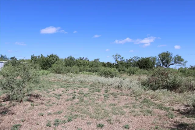 $375,000 | 220 Highway 380, Jacksboro, TX 76458
