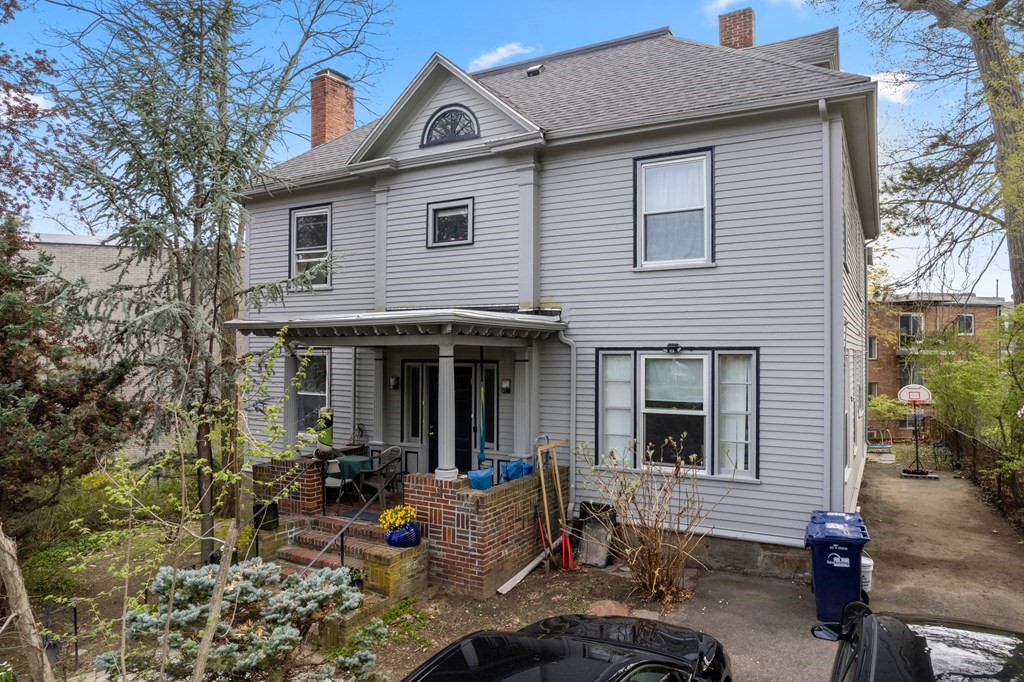 157 Kilsyth Road Boston, MA 02135 - Photo 16 of 21