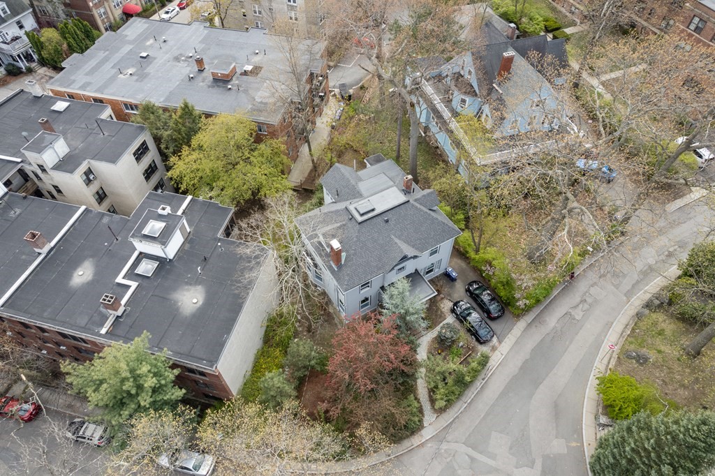 157 Kilsyth Road Boston, MA 02135 - Photo 17 of 21