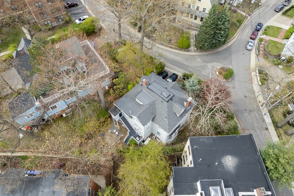 157 Kilsyth Road Boston, MA 02135 - Photo 18 of 21