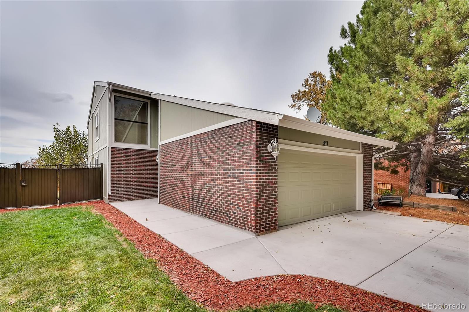 871 South Rifle Way Aurora, CO 80017 - Photo 1 of 38 Gallery Image 1