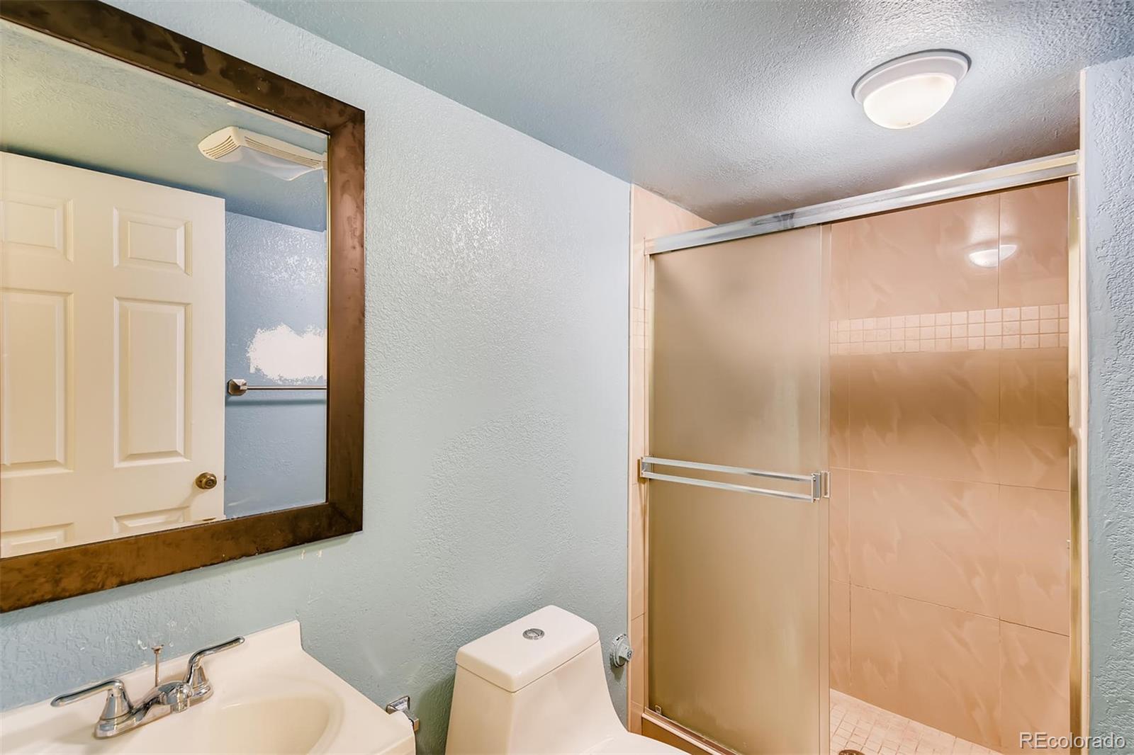 871 South Rifle Way Aurora, CO 80017 - Photo 34 of 38 Gallery Image 34