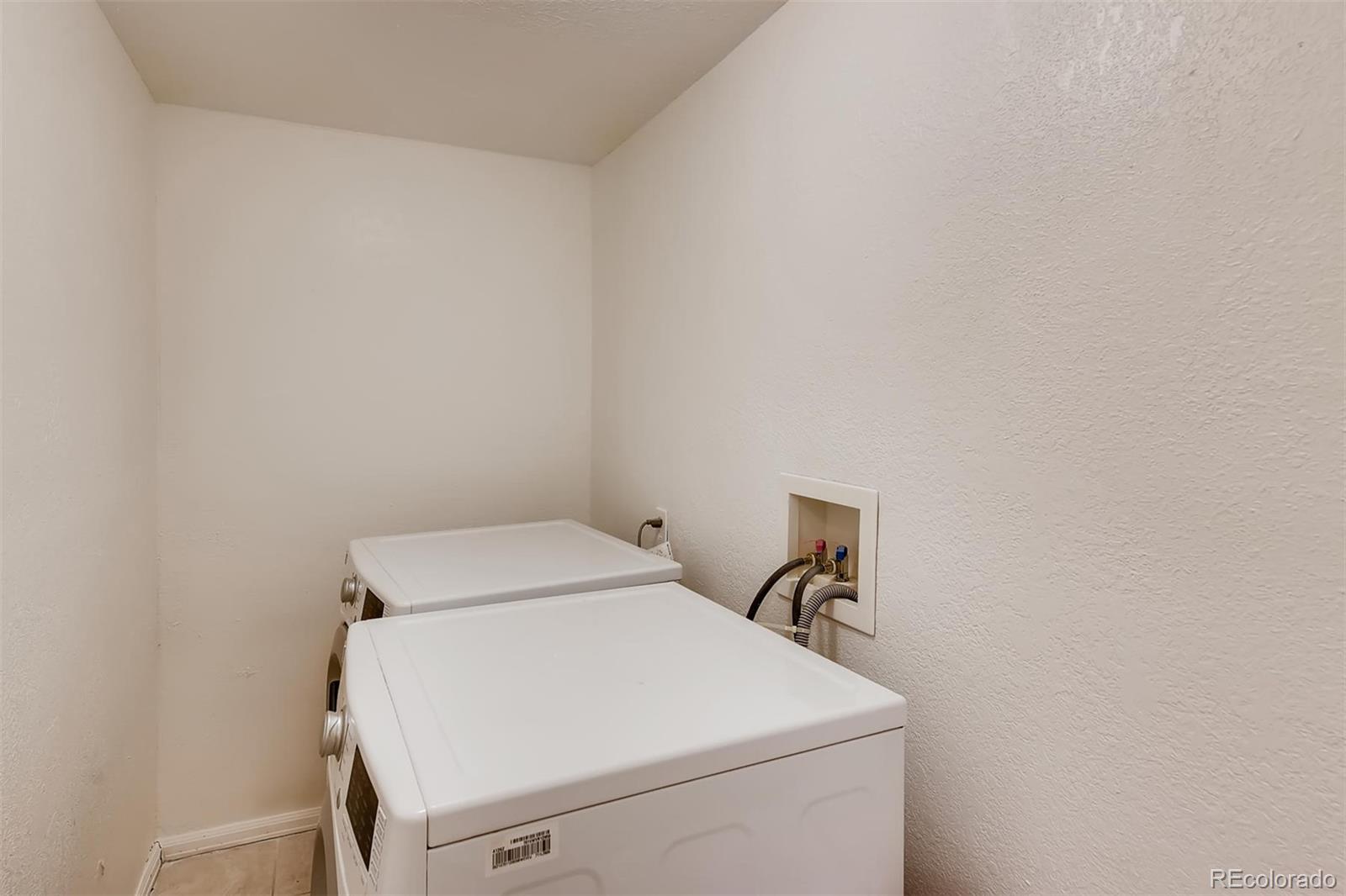 871 South Rifle Way Aurora, CO 80017 - Photo 35 of 38 Gallery Image 35