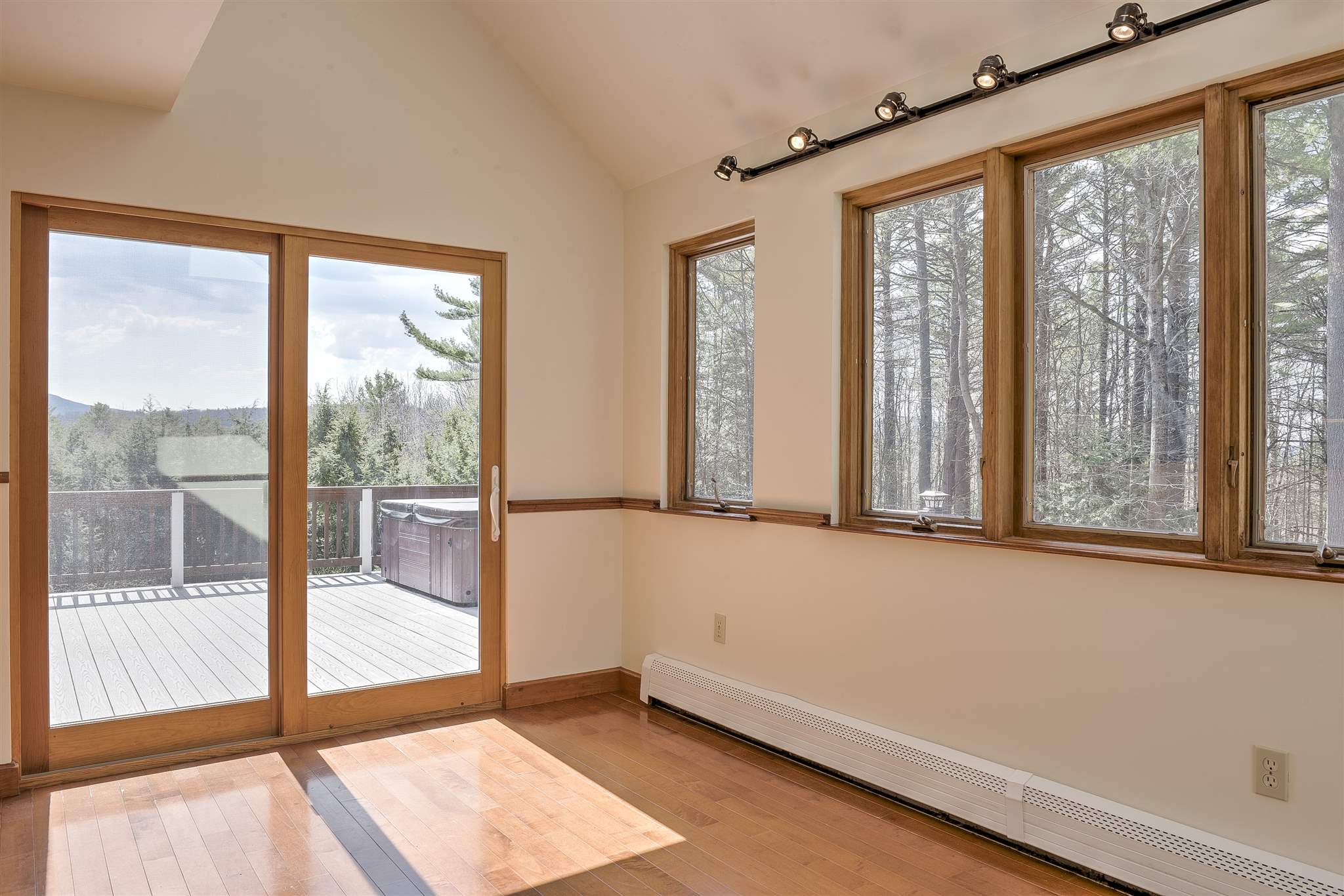 29 Cranberry Road Keene, NH 03431 - Photo 26 of 40