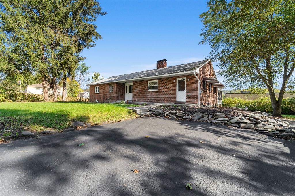 52 Trafford Road Binghamton, NY 13901 - Photo 1 of 32 Gallery Image 1