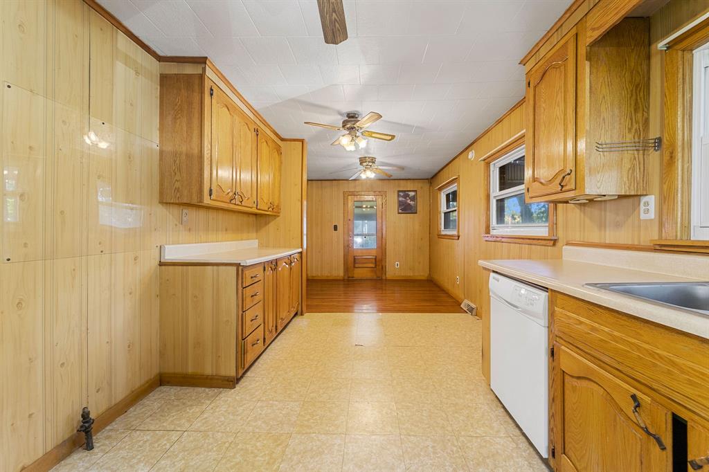 52 Trafford Road Binghamton, NY 13901 - Photo 11 of 32 Gallery Image 11