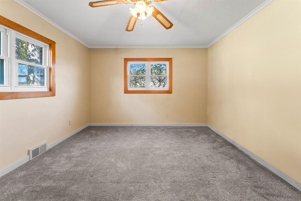 52 Trafford Road Binghamton, NY 13901 - Photo 16 of 32 Gallery Image 16