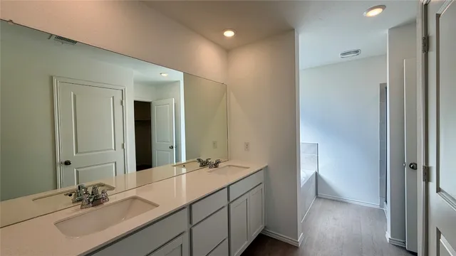 $2,399 | 205 Corniche Circle, Hutto, TX 78634