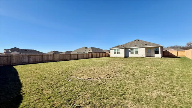 $2,399 | 205 Corniche Circle, Hutto, TX 78634