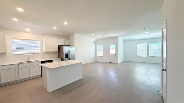 $2,399 | 205 Corniche Circle, Hutto, TX 78634