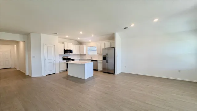 $2,399 | 205 Corniche Circle, Hutto, TX 78634