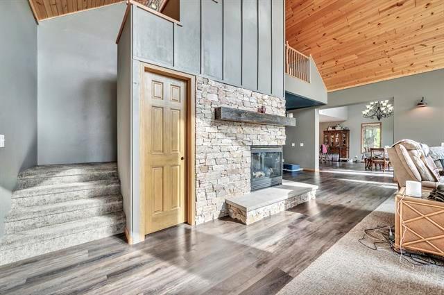 1011 Highway 15 Armstrong, IA 50514 - Photo 6 of 30