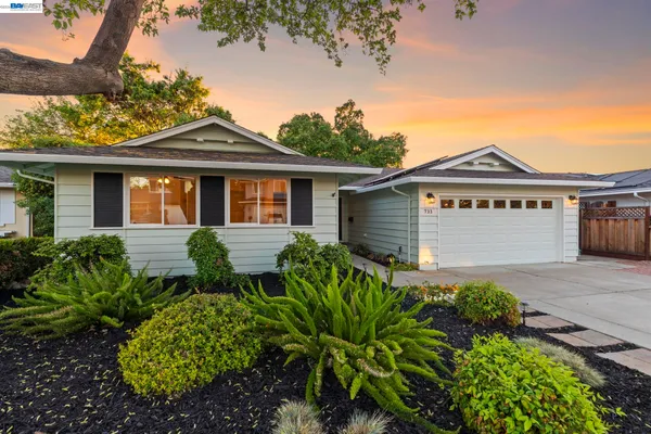 $1,319,000 | 733 Mayview Way, Livermore, CA 94550