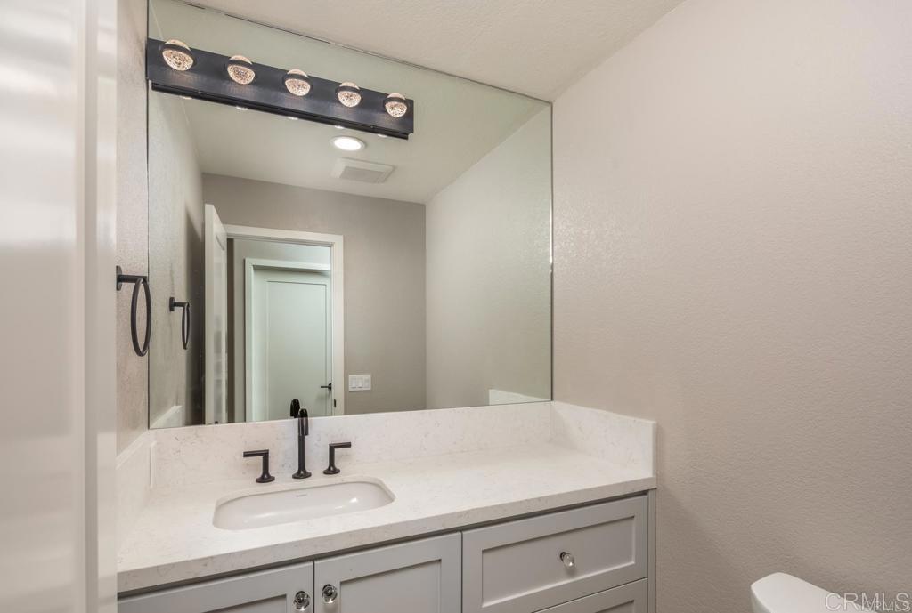 1808 Amalfi Drive Encinitas, CA 92024 - Photo 23 of 31 Main Floor - Half Bath