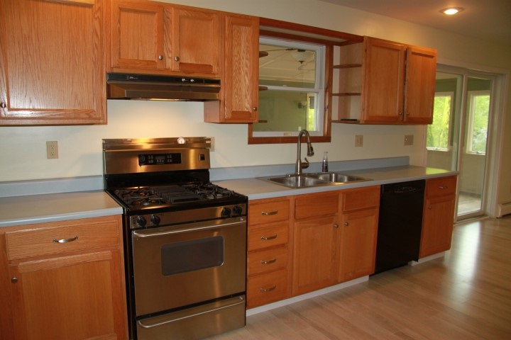 874 East Road Bennington, VT 05201 - Photo 3 of 40