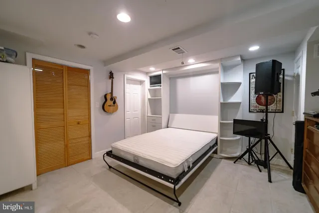 $728,895 | 234 Wesmond Drive, Alexandria, VA 22305