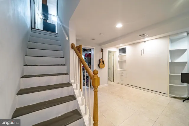 $728,895 | 234 Wesmond Drive, Alexandria, VA 22305