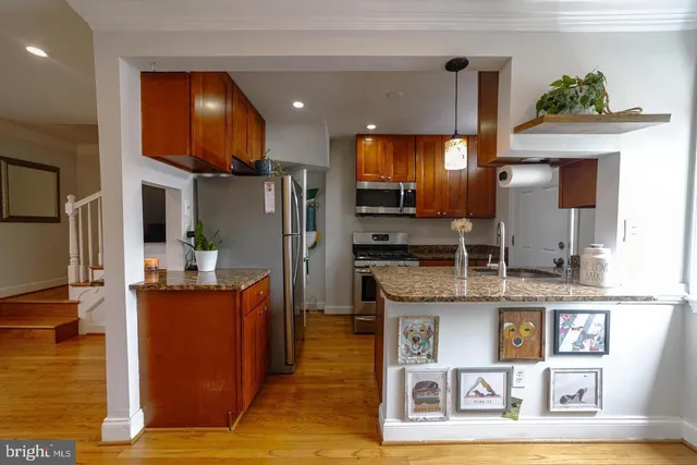 $728,895 | 234 Wesmond Drive, Alexandria, VA 22305