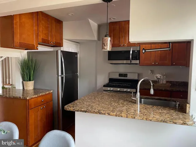 $728,895 | 234 Wesmond Drive, Alexandria, VA 22305