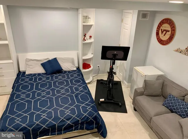 $728,895 | 234 Wesmond Drive, Alexandria, VA 22305