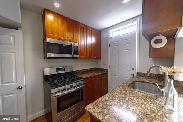 $728,895 | 234 Wesmond Drive, Alexandria, VA 22305