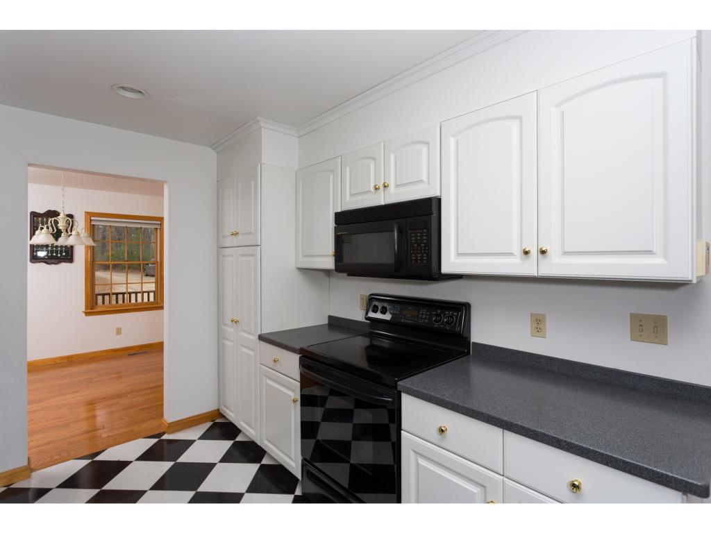 177 Blackwater Road Rochester, NH 03867 - Photo 8 of 28
