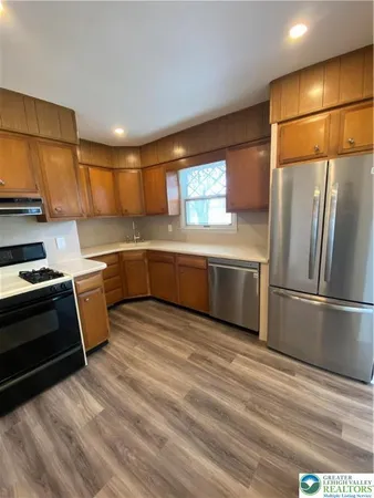 $1,900 | 1948 Pennsylvania Avenue, Bethlehem, PA 18018