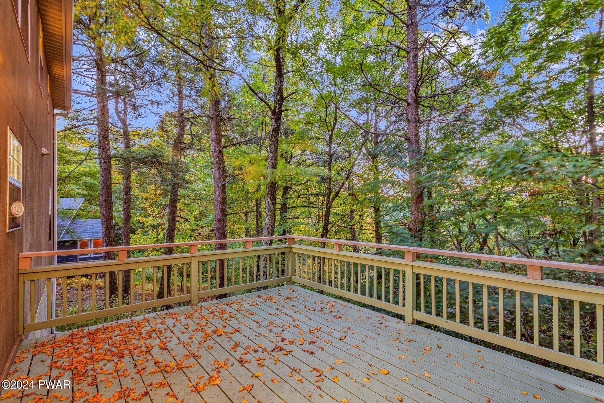 124 Ruffed Grouse Drive Greentown, PA 18426 - Photo 5 of 46