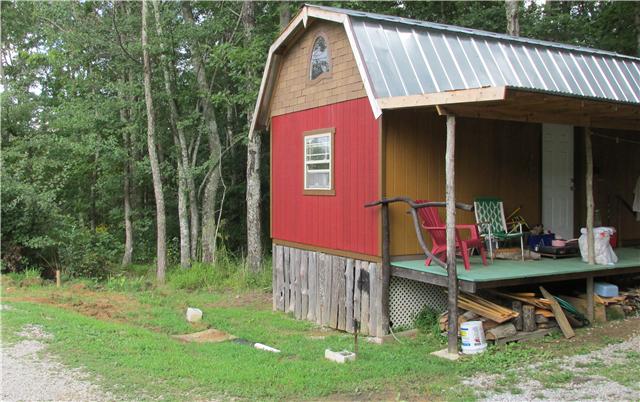 886 Gap Road Altamont, TN 37301 - Photo 3 of 6 Comfortable hunting cabin