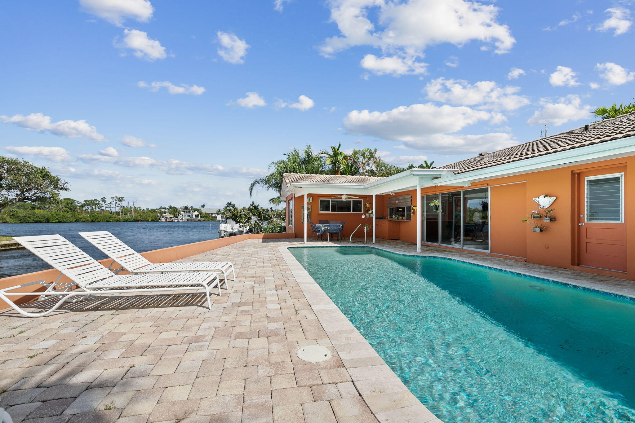 159 Gulfstream Drive Tequesta, FL 33469 - Photo 7 of 32 High Elevation