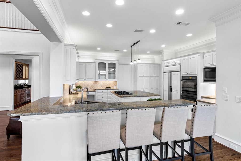 7402 Round Hill Road McKinney, TX 75072 - Photo 13 of 36