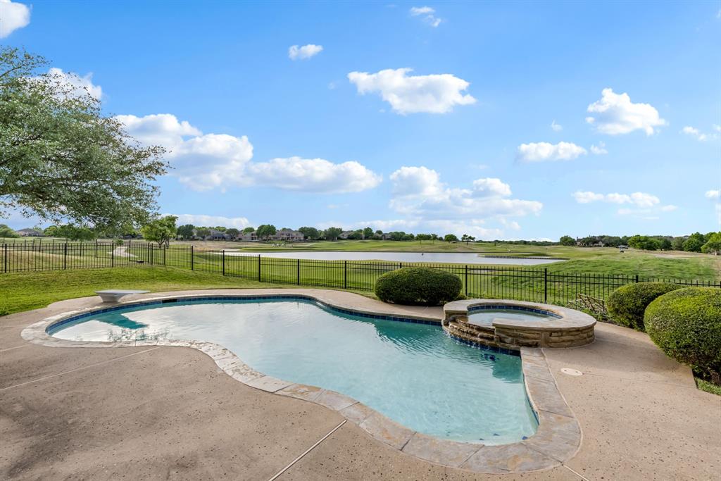 7402 Round Hill Road McKinney, TX 75072 - Photo 34 of 36