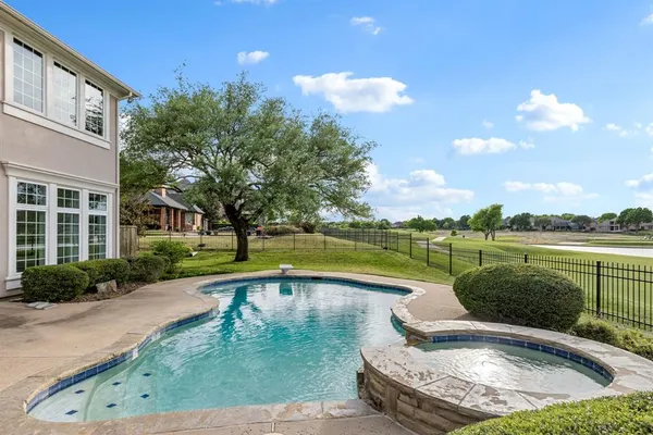 $1,350,000 | 7402 Round Hill Road, McKinney, TX 75072