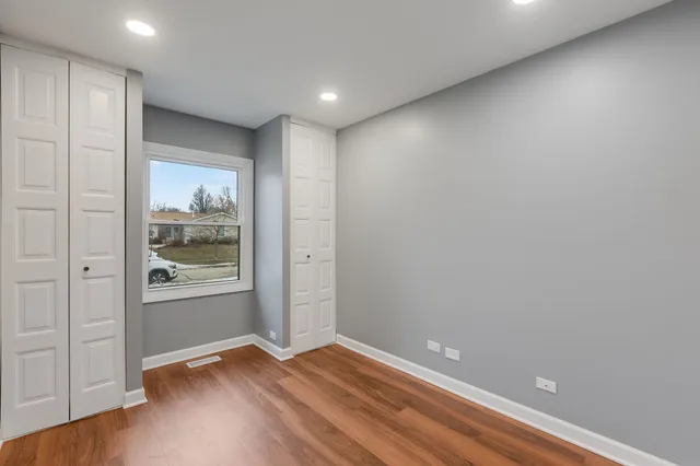 $325,000 | 1330 East Kennedy Drive, Streamwood, IL 60107