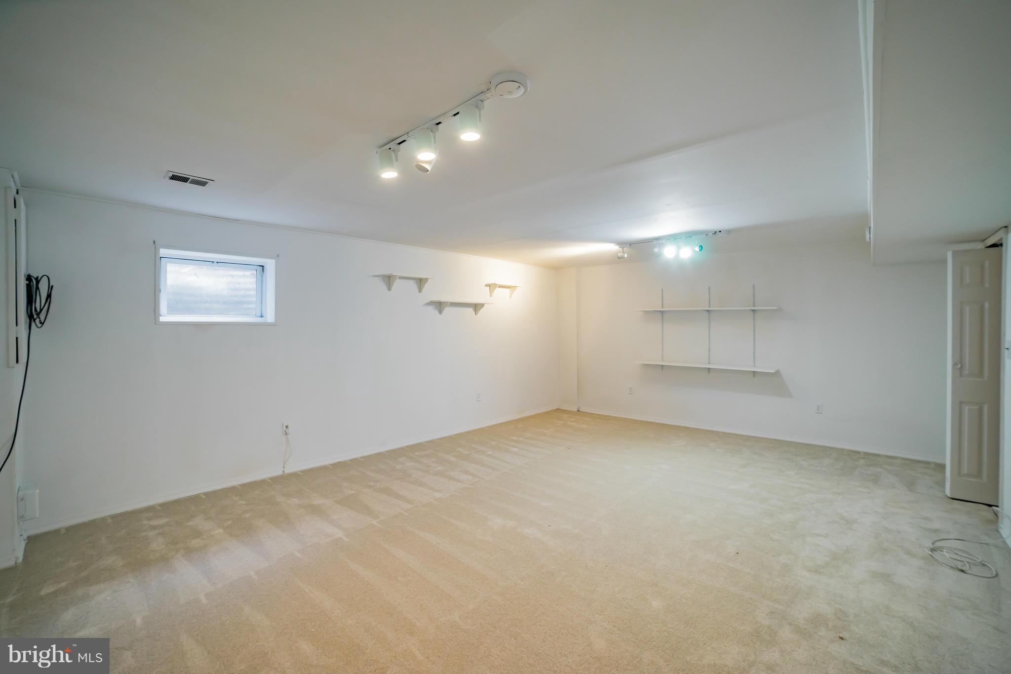 38 Oak Shade Road Gaithersburg, MD 20878 - Photo 21 of 22 Basement Main