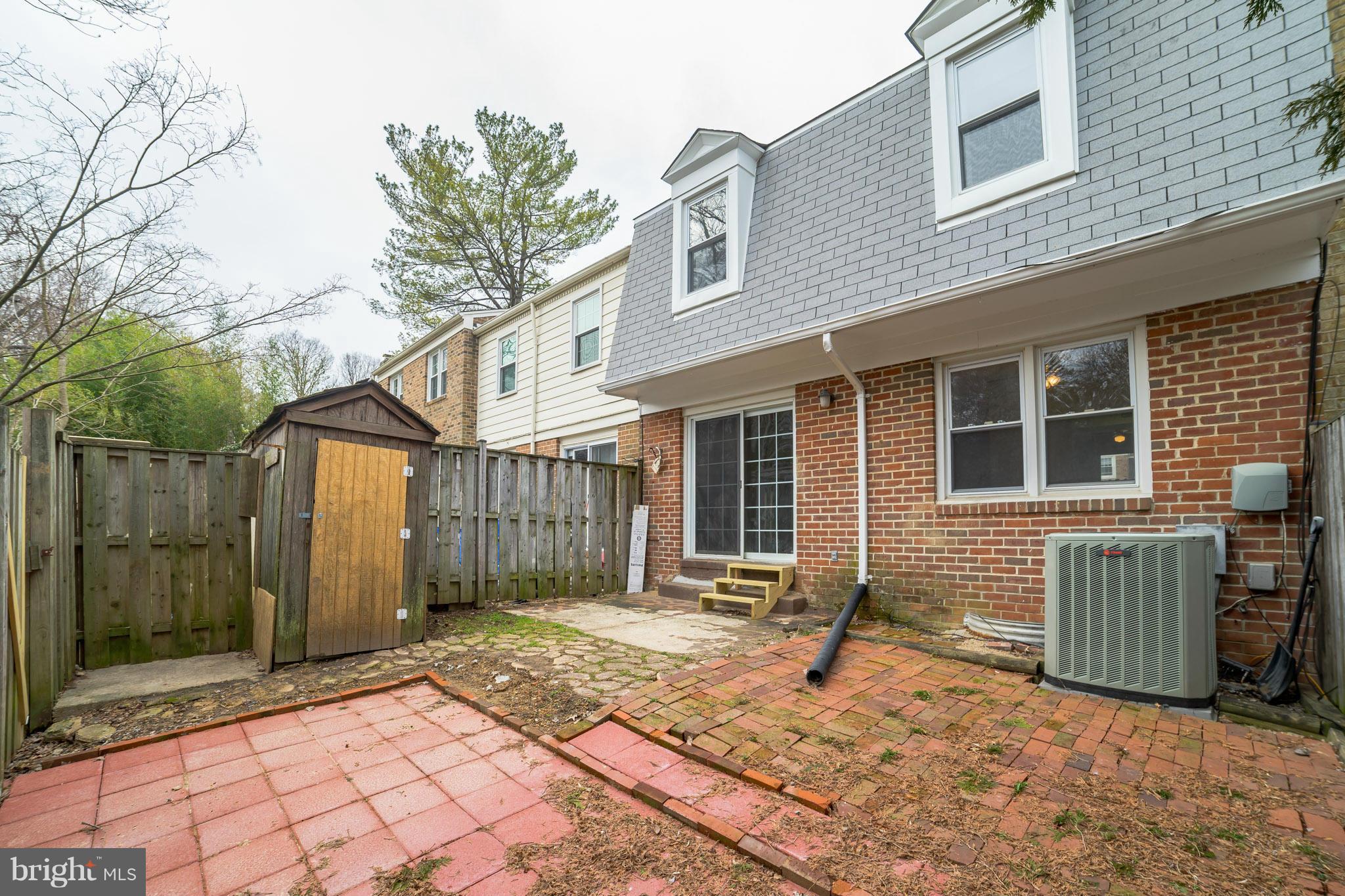 38 Oak Shade Road Gaithersburg, MD 20878 - Photo 22 of 22 Exterior (Rear)