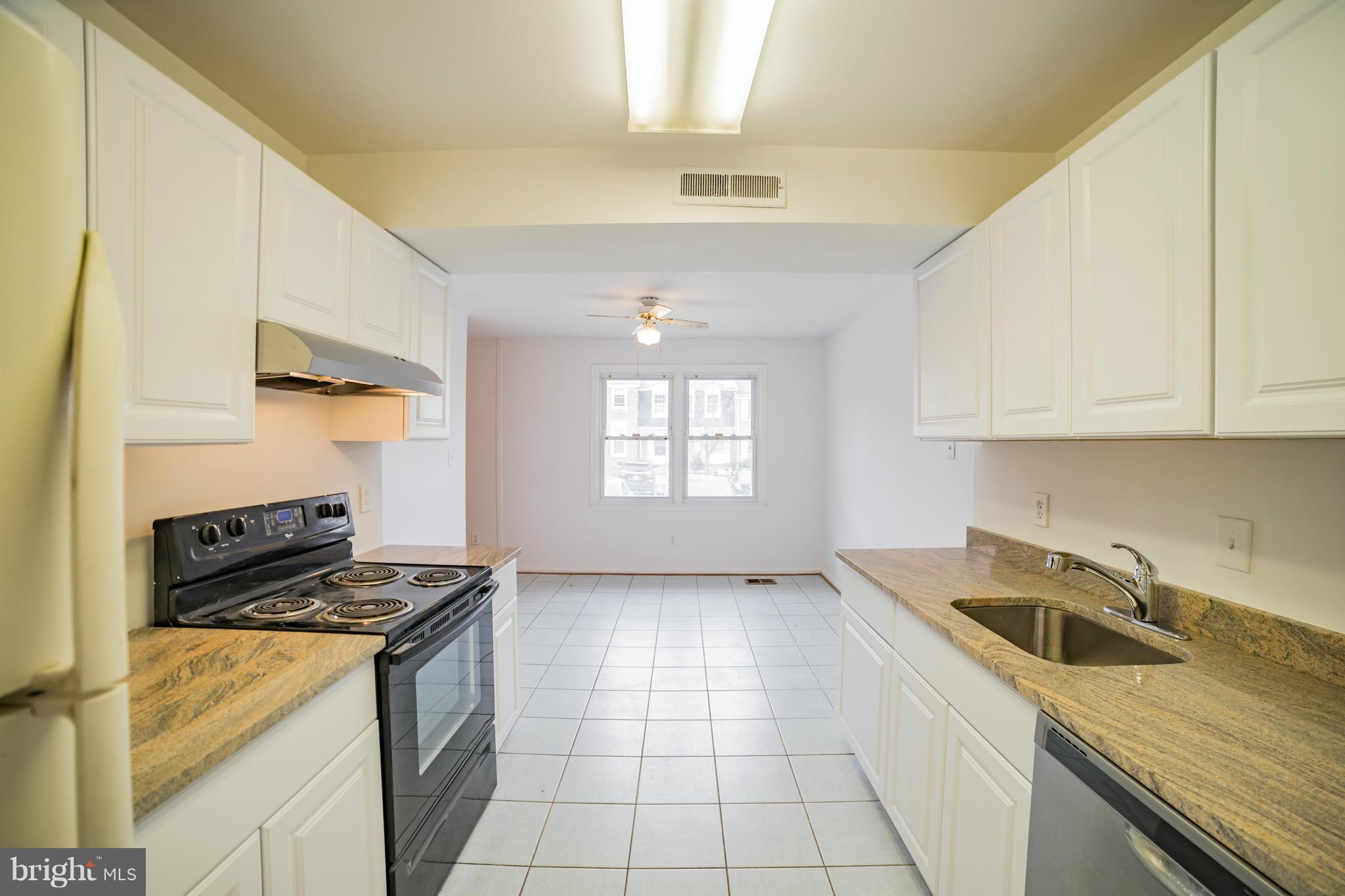 38 Oak Shade Road Gaithersburg, MD 20878 - Photo 7 of 22 Kitchen Looking Towards Front of House