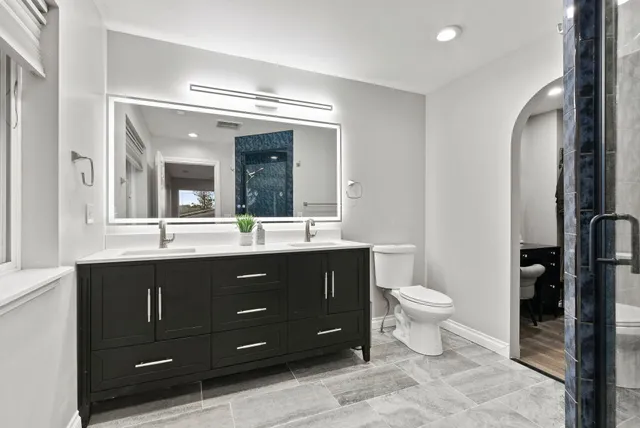 $939,000 | 12808 North North Park Street, Newman Lake, WA 99025