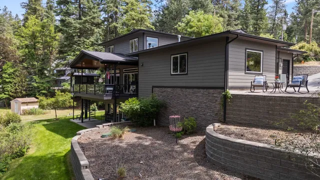 $939,000 | 12808 North North Park Street, Newman Lake, WA 99025