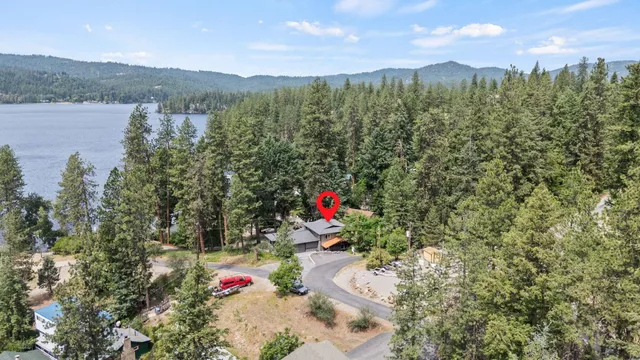 $939,000 | 12808 North North Park Street, Newman Lake, WA 99025