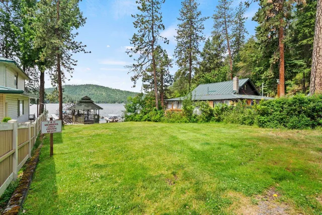 $939,000 | 12808 North North Park Street, Newman Lake, WA 99025