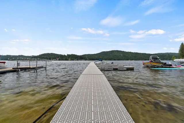 $939,000 | 12808 North North Park Street, Newman Lake, WA 99025