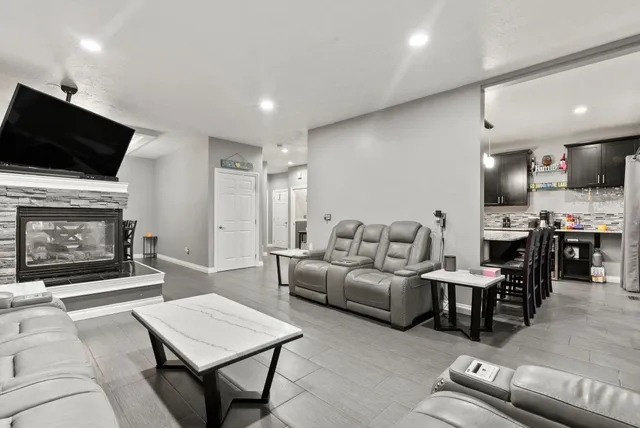 $939,000 | 12808 North North Park Street, Newman Lake, WA 99025