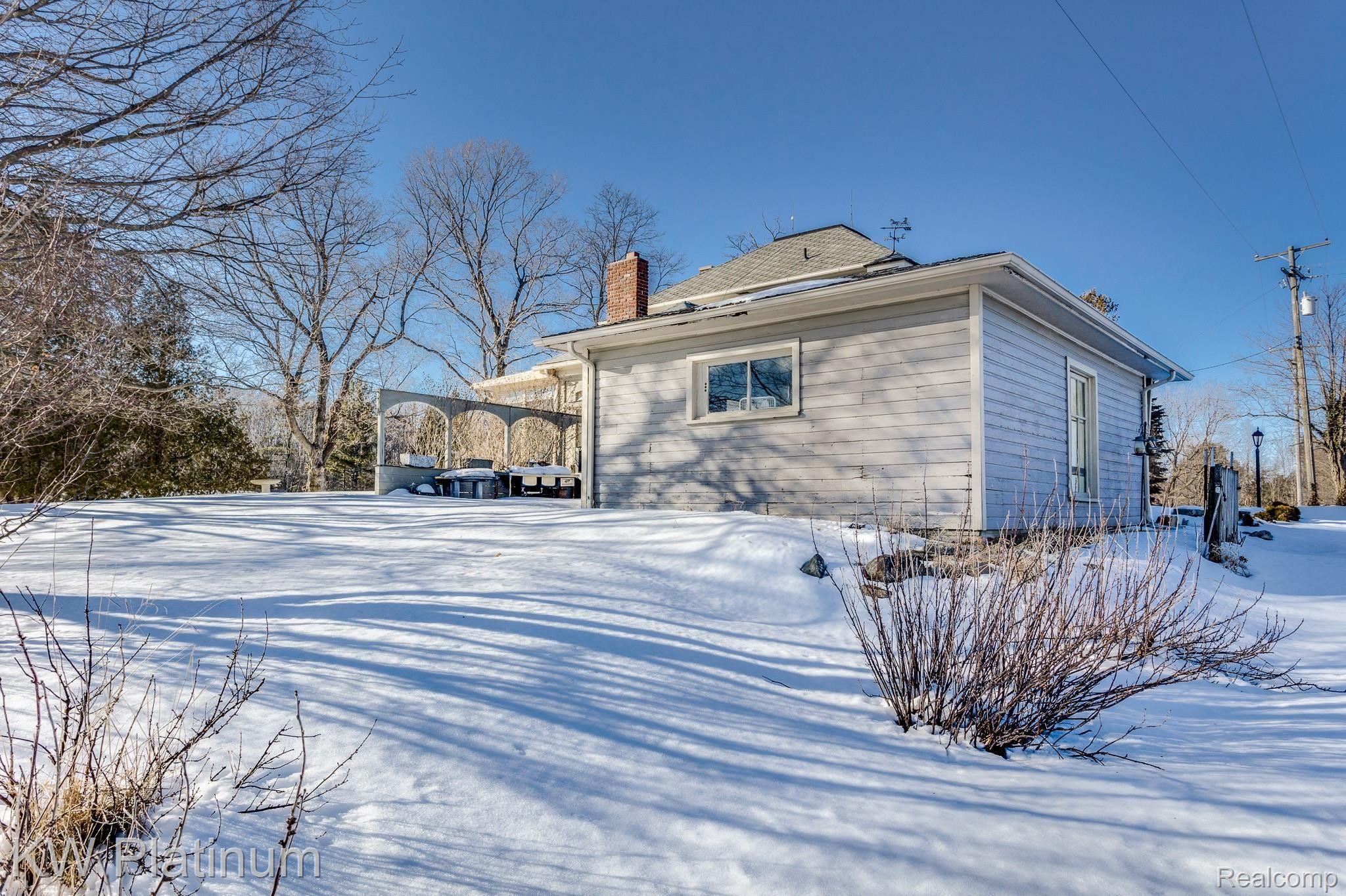 5240 Wildcat Road North Street, MI 48049 - Photo 6 of 34 5240 Wildcat (32 of 36).jpg