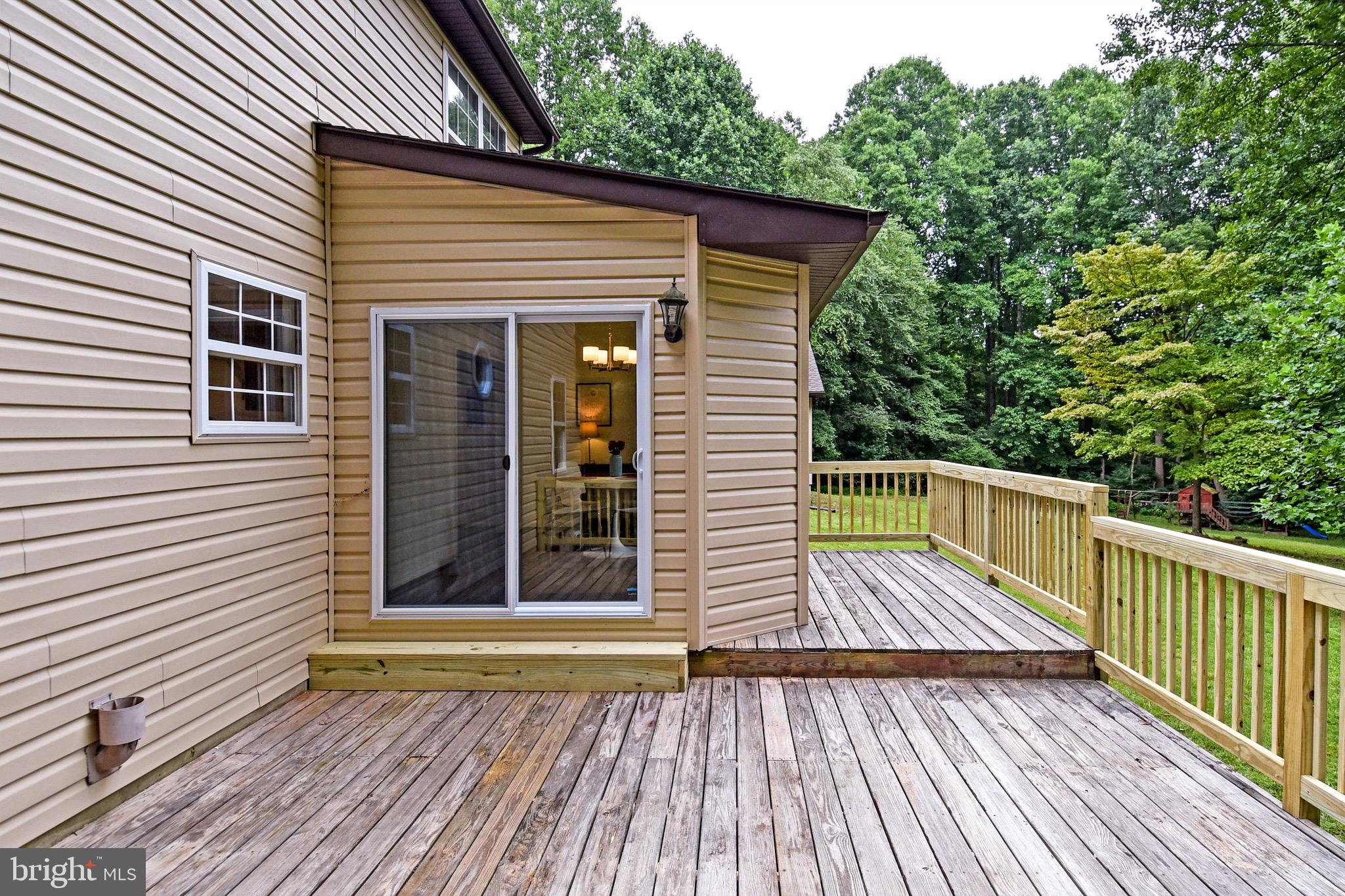 16245 Inheritance Drive Brandywine, MD 20613 - Photo 17 of 56 Deck off breakfast room