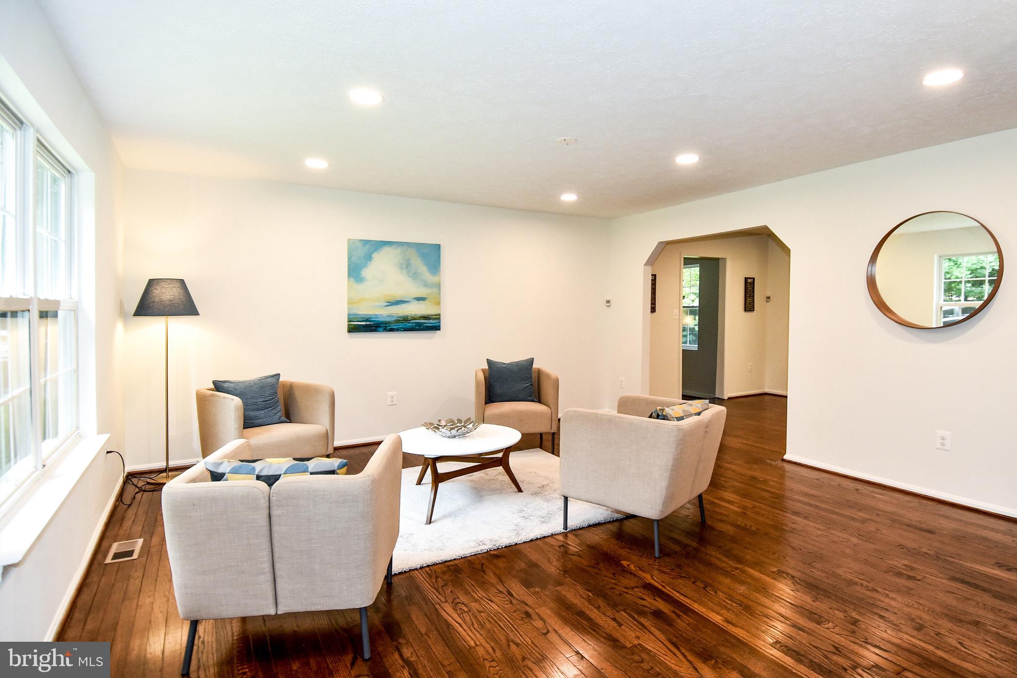16245 Inheritance Drive Brandywine, MD 20613 - Photo 20 of 56 Living room