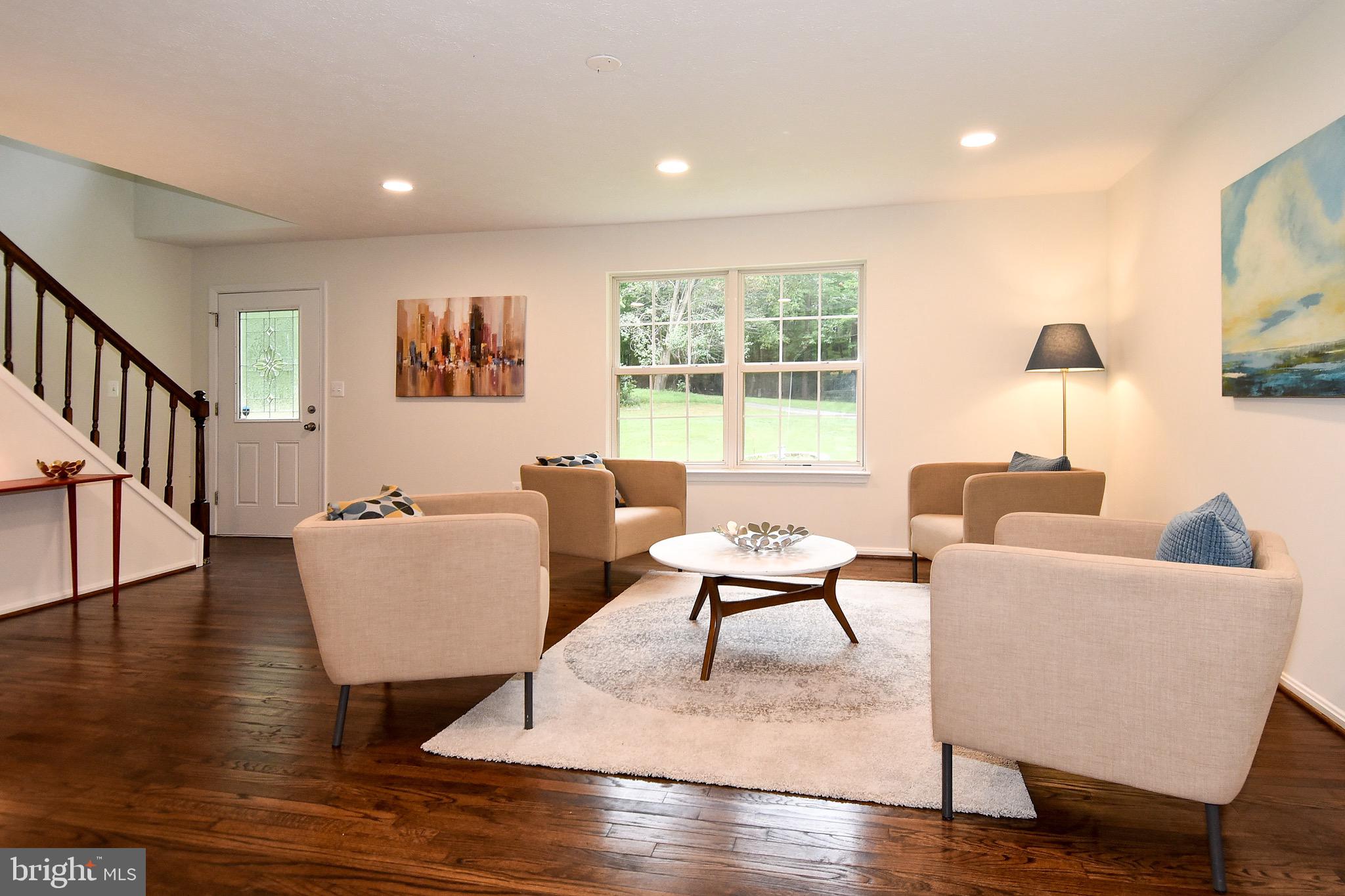 16245 Inheritance Drive Brandywine, MD 20613 - Photo 22 of 56 Living room