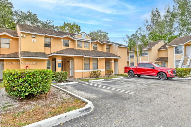 $264,900 | 8109 Southwest 21st Court, Unit 8109, Miramar, FL 33025